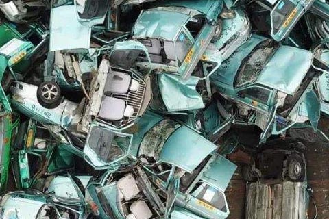 巴南联创鑫瑞叉车蓄电池回收|回收旧的锂电池